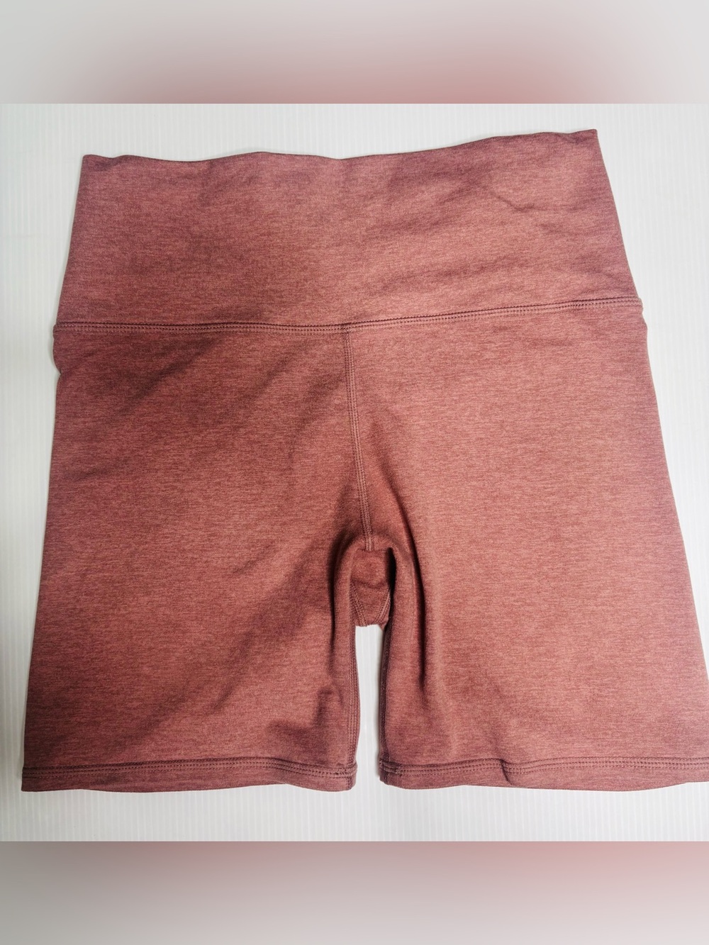 Vuori Clean Elevation Shorty Bike Shorts in Pink Heather - Picture 3 of 7